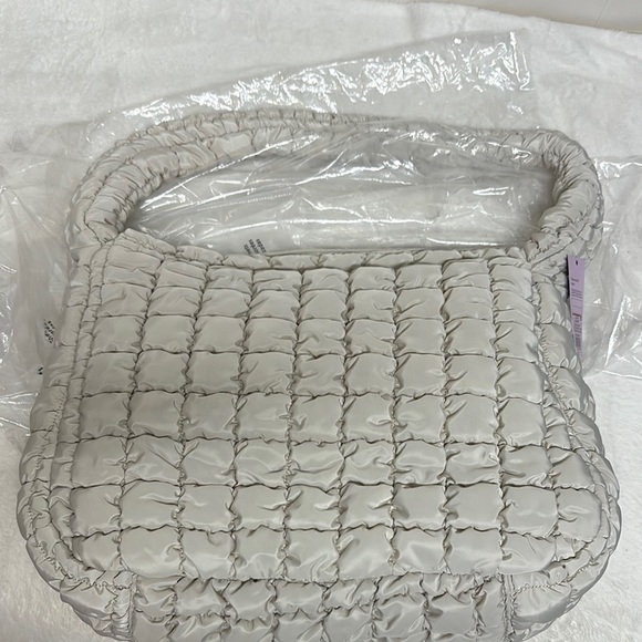 Wild Fable White Quilted Shoulder Bag - Picture 1 of 10
